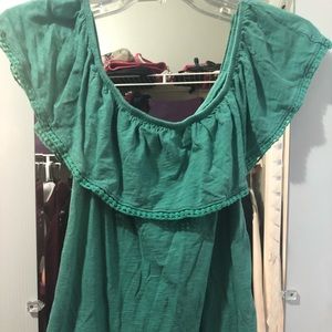 Old Navy sleeveless shirt